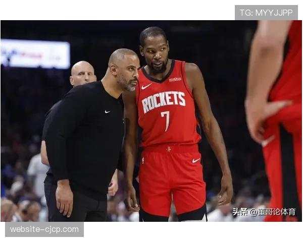 季后赛席位关键战前瞻：西部第10的火箭与第9的湖人正面交锋。